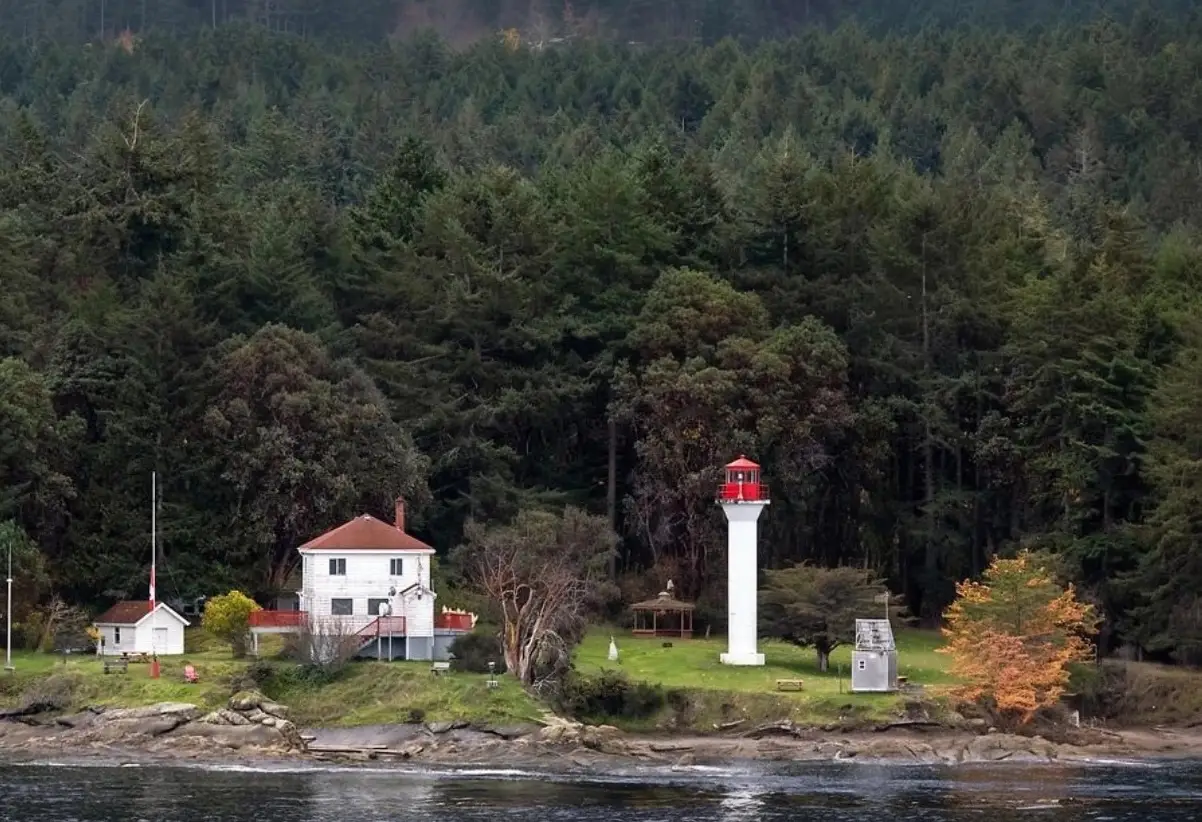 active pass lighthouse vancouver island